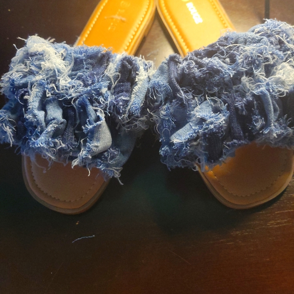 Jean slides